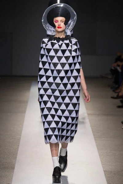 Look 39